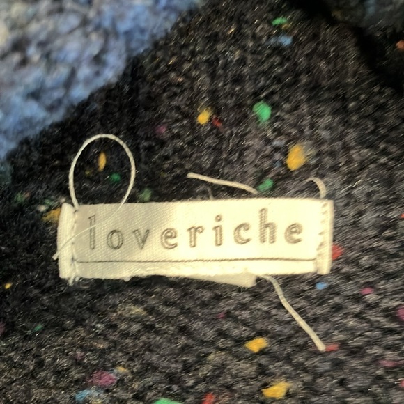 Size large navy Blue Tunic sleeveless with a turtleneck. - Picture 3 of 9